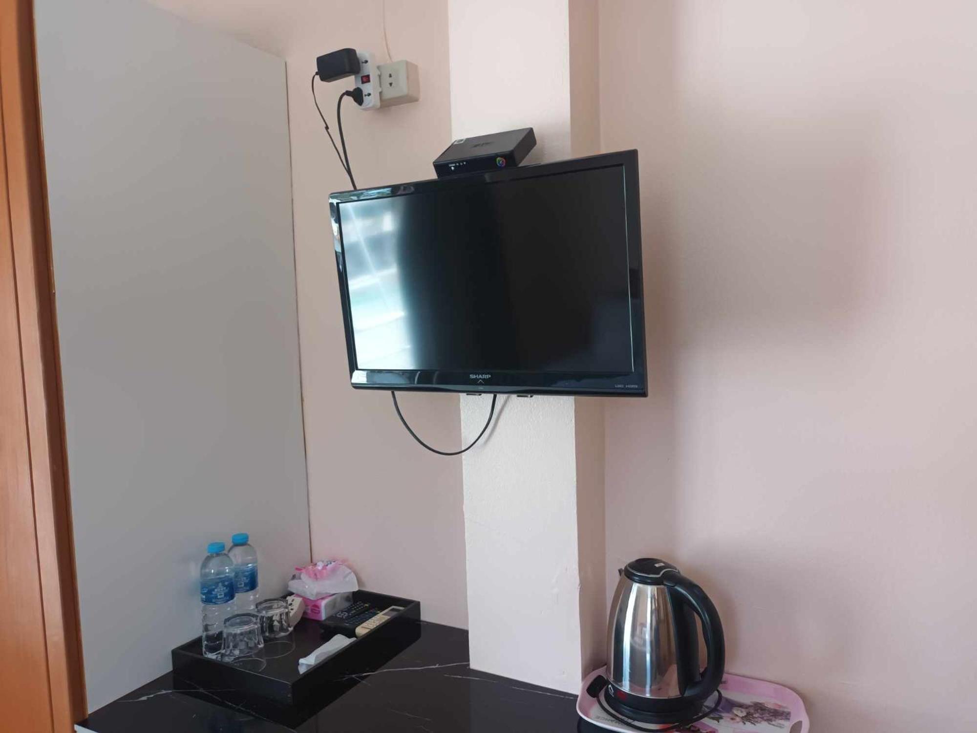 Patong Rose Guest House 50M To Beach Εξωτερικό φωτογραφία