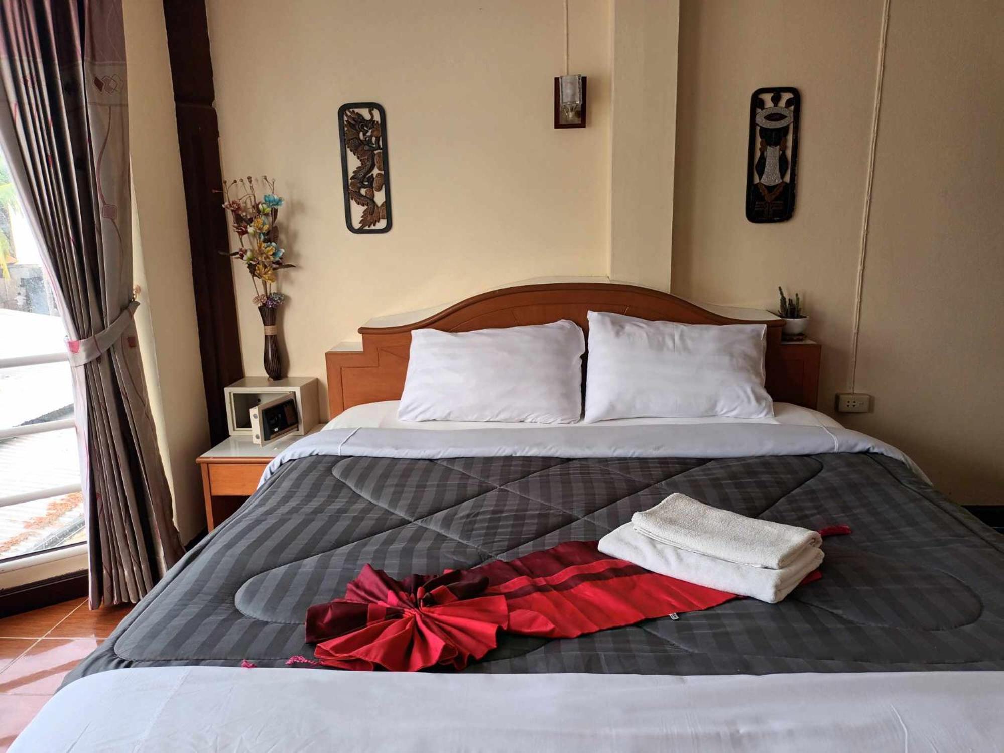 Patong Rose Guest House 50M To Beach Εξωτερικό φωτογραφία